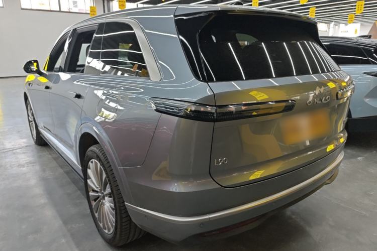 Used ONVO Luxeed L90 2025 Model—Max Six-Seater Version Rear Left 45 Deg