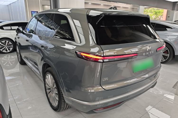 Used ONVO Luxeed L90 2025 Model—Max Six-Seater Version Rear Left 45 Deg