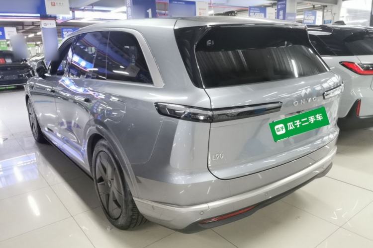 Used ONVO Luxeed L90 2025 Model—Max Six-Seater Version Rear Left 45 Deg