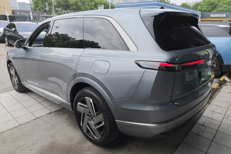 Used ONVO Luxeed L90 2025 Model—Max Six-Seater Version Rear Left 45 Deg