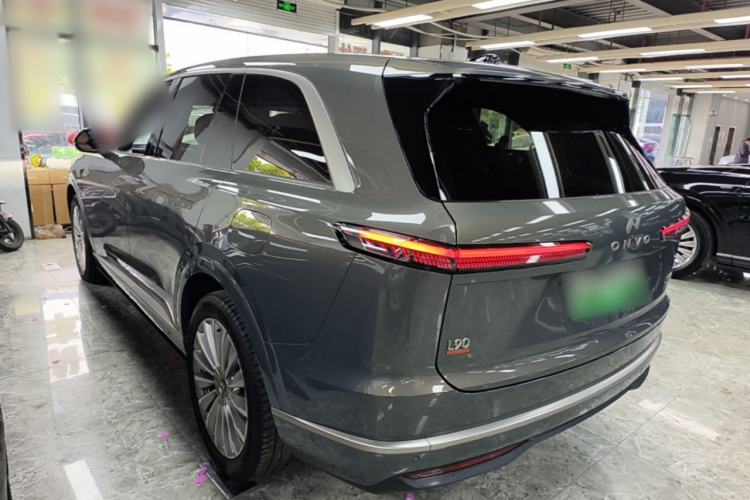 Used ONVO Luxeed L90 2025 Model—Ultra Six-Seater Version Rear Left 45 Deg