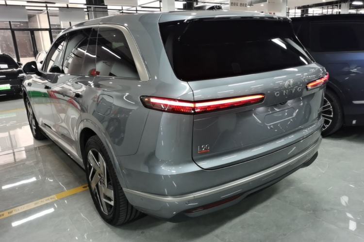 Used ONVO Luxeed L90 2025 Model—Ultra Six-Seater Version Rear Left 45 Deg