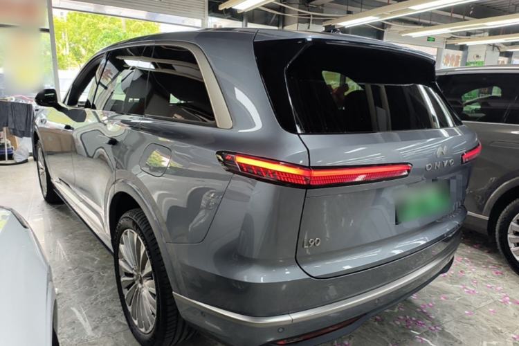 Used ONVO Luxeed L90 2025 Model—Max Six-Seater Version Rear Left 45 Deg