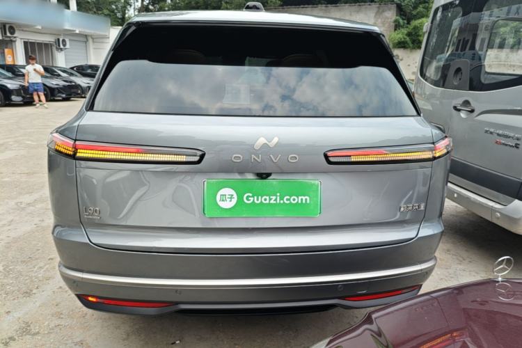 Used ONVO Luxeed L90 2025 Model—Max Six-Seater Version Rear