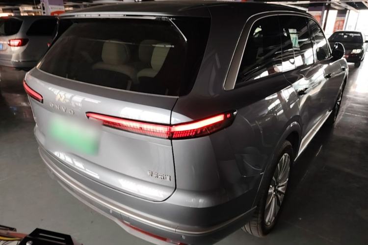 Used ONVO Luxeed L90 2025 Model—Max Six-Seater Version Rear Right 45 Deg