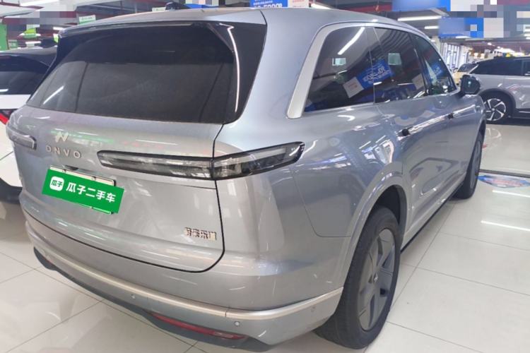 Used ONVO Luxeed L90 2025 Model—Max Six-Seater Version Rear Right 45 Deg