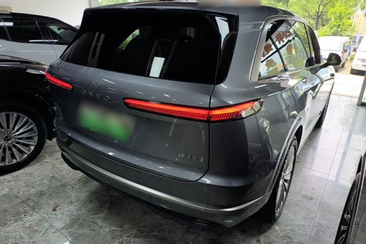 Used ONVO Luxeed L90 2025 Model—Max Six-Seater Version Rear Right 45 Deg