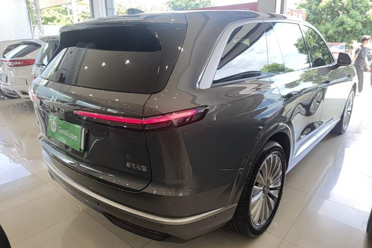 Used ONVO Luxeed L90 2025 Model—Max Six-Seater Version Rear Right 45 Deg