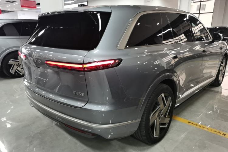 Used ONVO Luxeed L90 2025 Model—Ultra Six-Seater Version Rear Right 45 Deg
