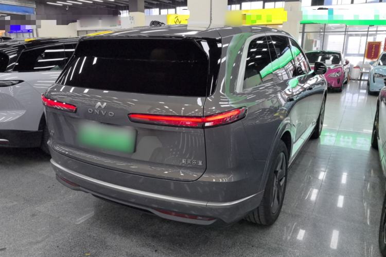 Used ONVO Luxeed L90 2025 Model—Max Six-Seater Version Rear Right 45 Deg