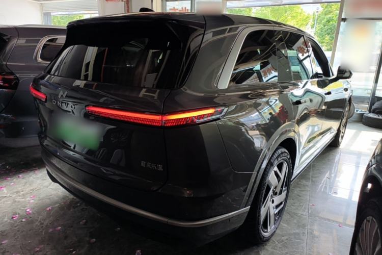 Used ONVO Luxeed L90 2025 Model—Ultra Six-Seater Version Rear Right 45 Deg