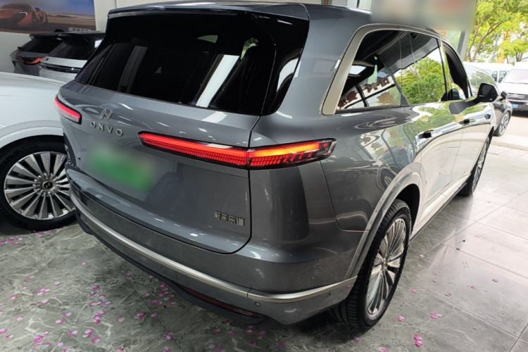 Used ONVO Luxeed L90 2025 Model—Max Six-Seater Version Rear Right 45 Deg