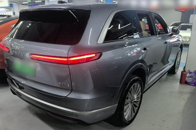 Used ONVO Luxeed L90 2025 Model—Max Six-Seater Version Rear Right 45 Deg
