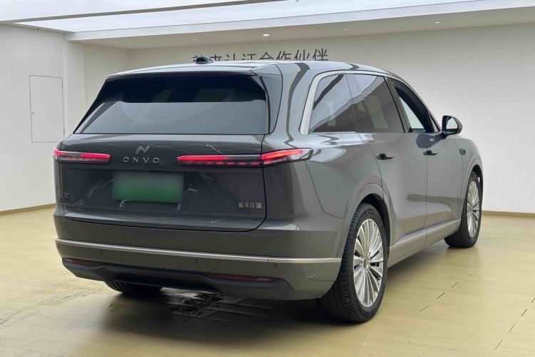 Used ONVO Luxeed L90 2025 Model—Max Six-Seater Version Rear Right 45 Deg