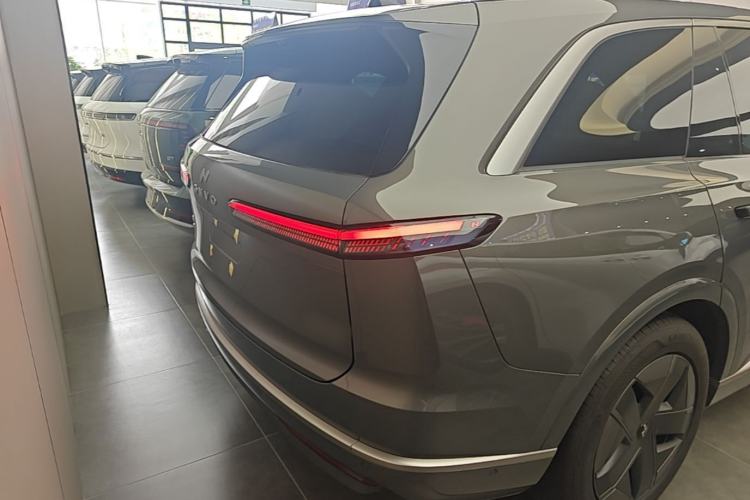 Used ONVO Luxeed L90 2025 Model—Ultra Seven-Seater Version Rear