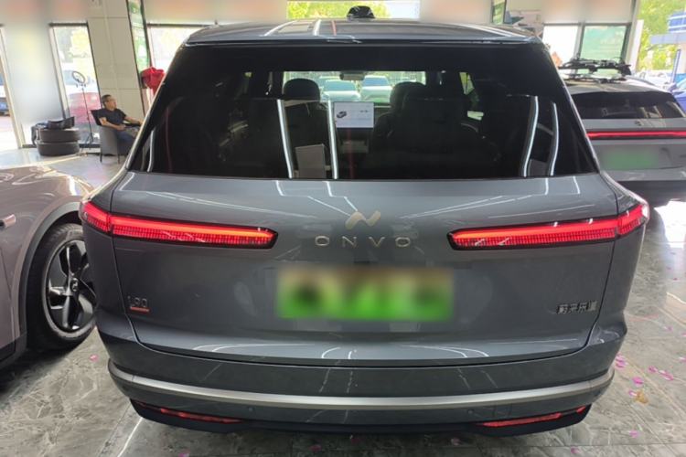 Used ONVO Luxeed L90 2025 Model—Ultra Six-Seater Version Rear
