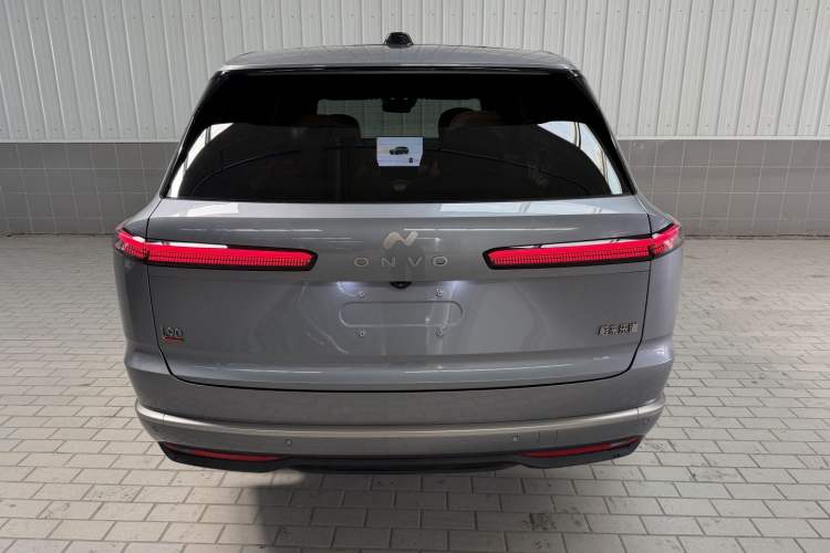 Used ONVO Luxeed L90 2025 Model—Ultra Six-Seater Version Rear