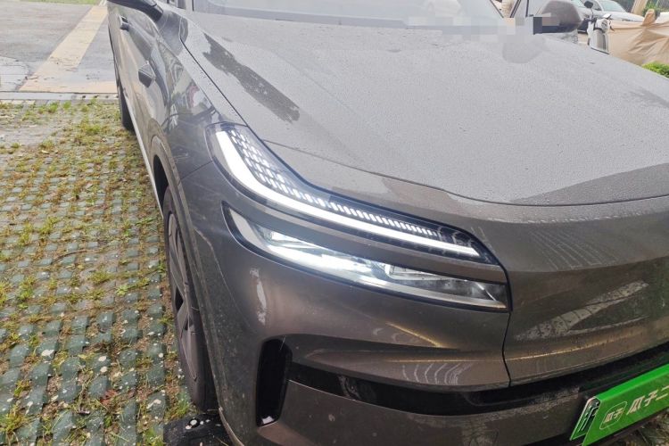Used ONVO Luxeed L90 2025 Model—Max Six-Seater Version Right Front Headlight