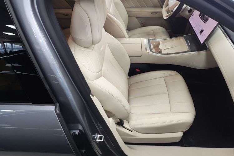 Used ONVO Luxeed L90 2025 Model Ultra Six-Seater 60-degree Battery Edition Right Front Seat
