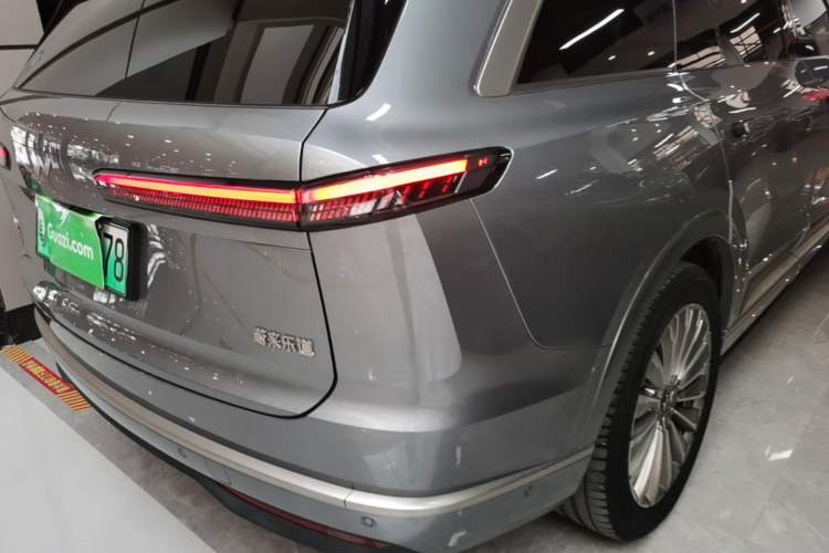 Used ONVO Luxeed L90 2025 Model—Ultra Six-Seater Version Right Rear Taillight