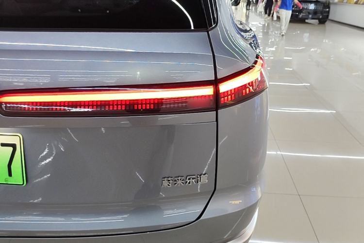 Used ONVO Luxeed L90 2025 Model—Ultra Six-Seater Version Right Rear Taillight