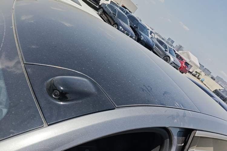 Used ONVO Luxeed L90 2025 Model—Max Six-Seater Version Roof