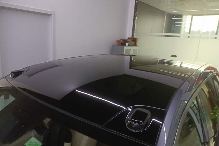 Used ONVO Luxeed L90 2025 Model—Ultra Six-Seater Version Roof