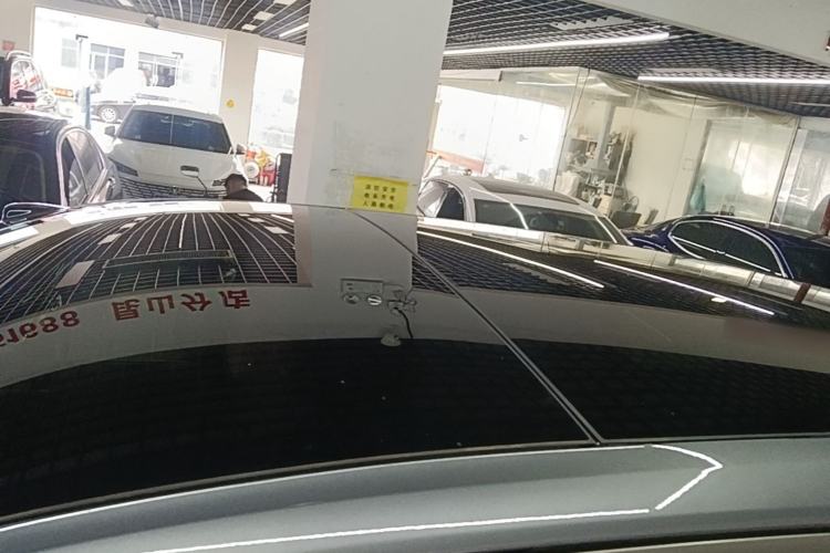 Used ONVO Luxeed L90 2025 Model—Ultra Six-Seater Version Roof