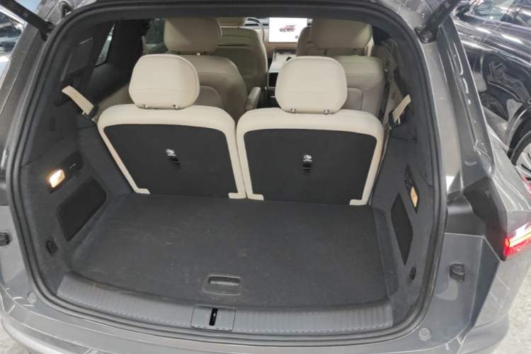 Used ONVO Luxeed L90 2025 Model Ultra Six-Seater 60-degree Battery Edition Trunk