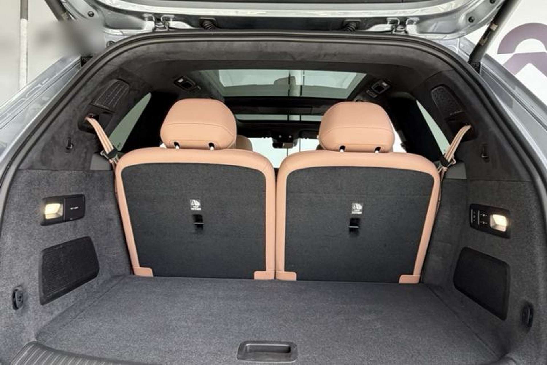 Used ONVO Luxeed L90 2025 Model—Ultra Six-Seater Version Trunk