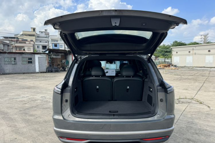 Used ONVO Luxeed L90 2025 Model—Max Six-Seater Version Trunk