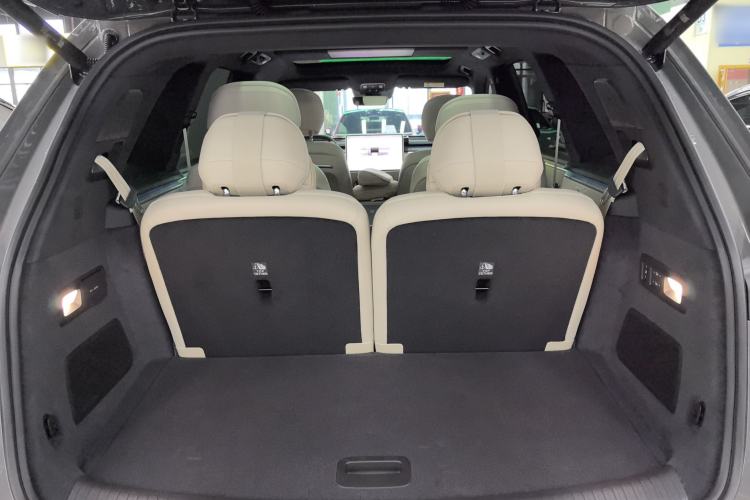 Used ONVO Luxeed L90 2025 Model—Max Six-Seater Version Trunk