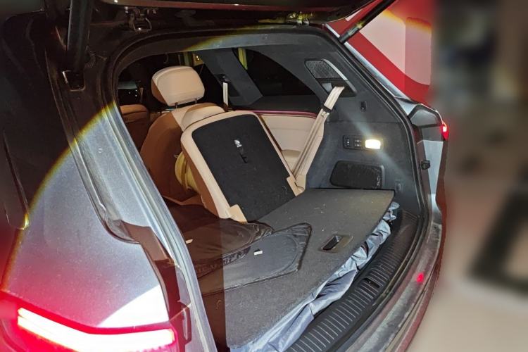 Used ONVO Luxeed L90 2025 Model—Max Six-Seater Version Trunk