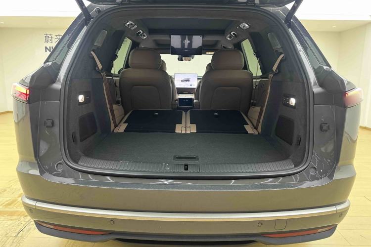 Used ONVO Luxeed L90 2025 Model—Max Six-Seater Version Trunk