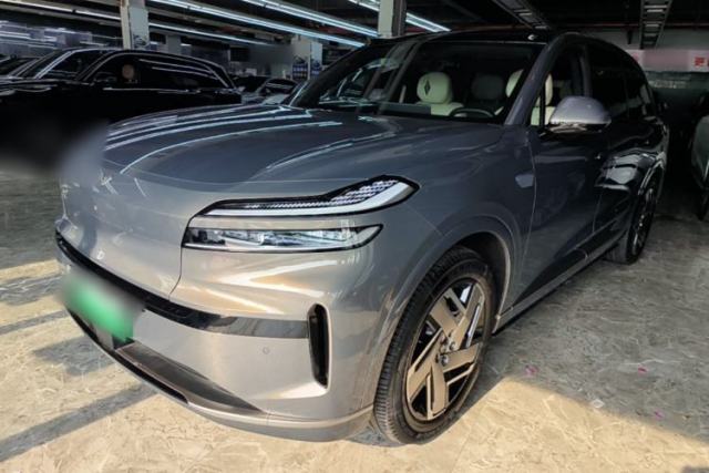 Used ONVO Luxeed L90 2025 Model—Ultra Six-Seater Version