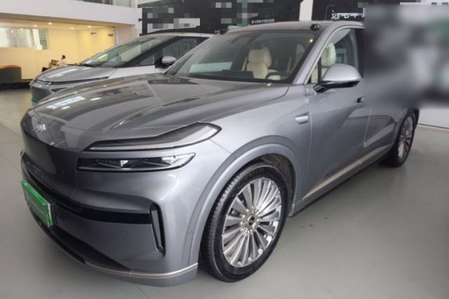 Used ONVO Luxeed L90 2025 Model—Ultra Six-Seater Version