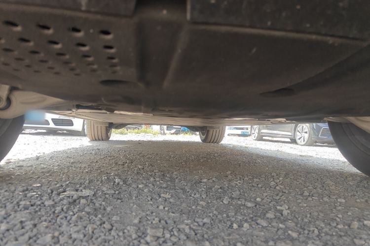 Used ONVO Luxeed L90 2025 Model—Max Six-Seater Version Chassis Front