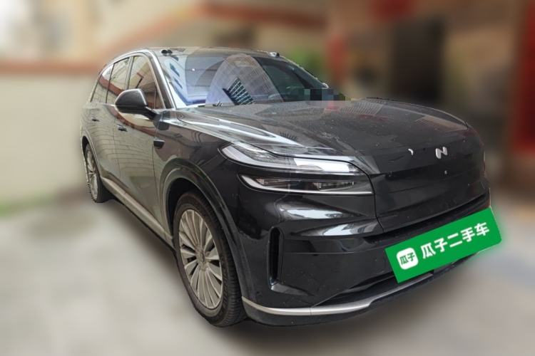 Used ONVO Luxeed L90 2025 Model—Max Six-Seater Version Front Right 45 Deg
