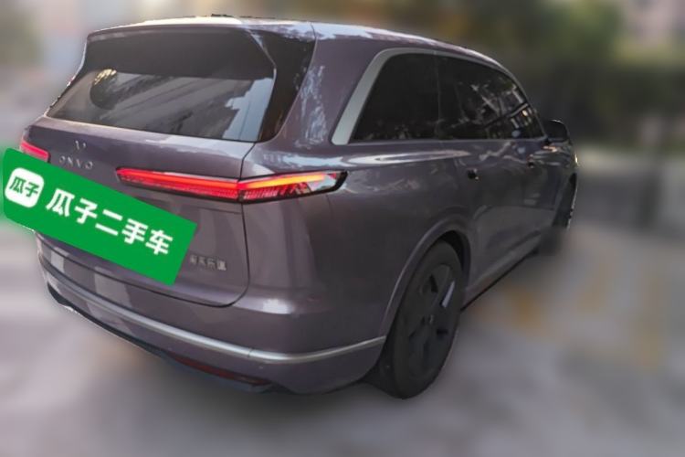 Used ONVO Luxeed L90 2025 Model—Max Six-Seater Version Rear Right 45 Deg