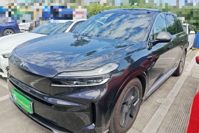 Used ONVO Luxeed L90 2025 Model—Ultra Six-Seater Version