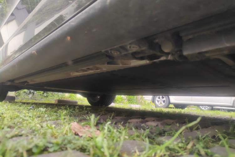 Used ONVO Luxeed L90 2025 Model—Max Six-Seater Version Chassis Front Right