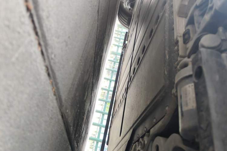 Used ONVO Luxeed L90 2025 Model—Ultra Six-Seater Version Chassis Front Right