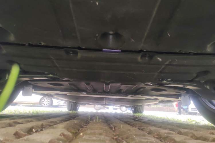 Used ONVO Luxeed L90 2025 Model—Max Six-Seater Version Chassis Rear