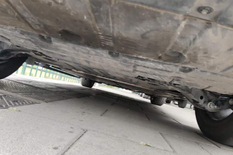 Used ONVO Luxeed L90 2025 Model—Ultra Six-Seater Version Chassis Rear