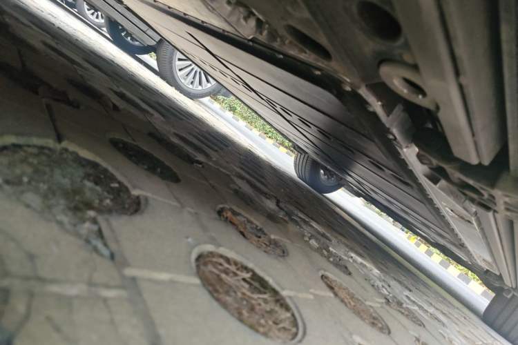 Used ONVO Luxeed L90 2025 Model—Ultra Seven-Seater Version Chassis Rear Right
