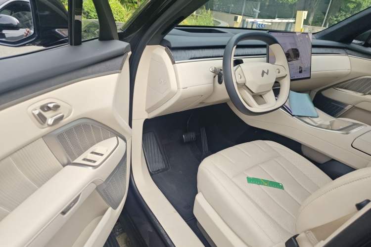 Used ONVO Luxeed L90 2025 Model—Ultra Seven-Seater Version Driver Seat
