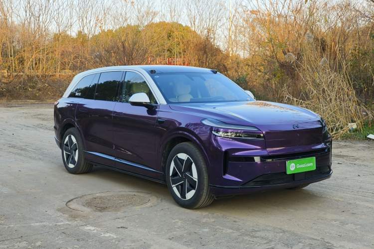 Used ONVO Luxeed L90 2025 Model—Ultra Six-Seater Version Exterior 2