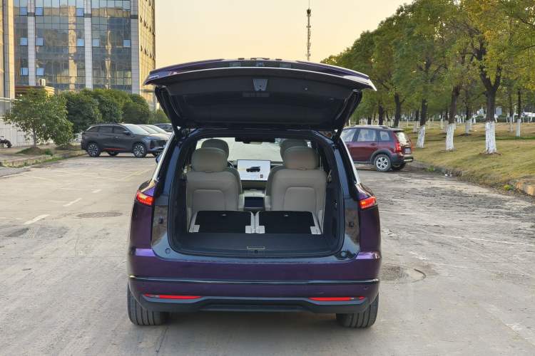 Used ONVO Luxeed L90 2025 Model—Ultra Six-Seater Version Exterior 7