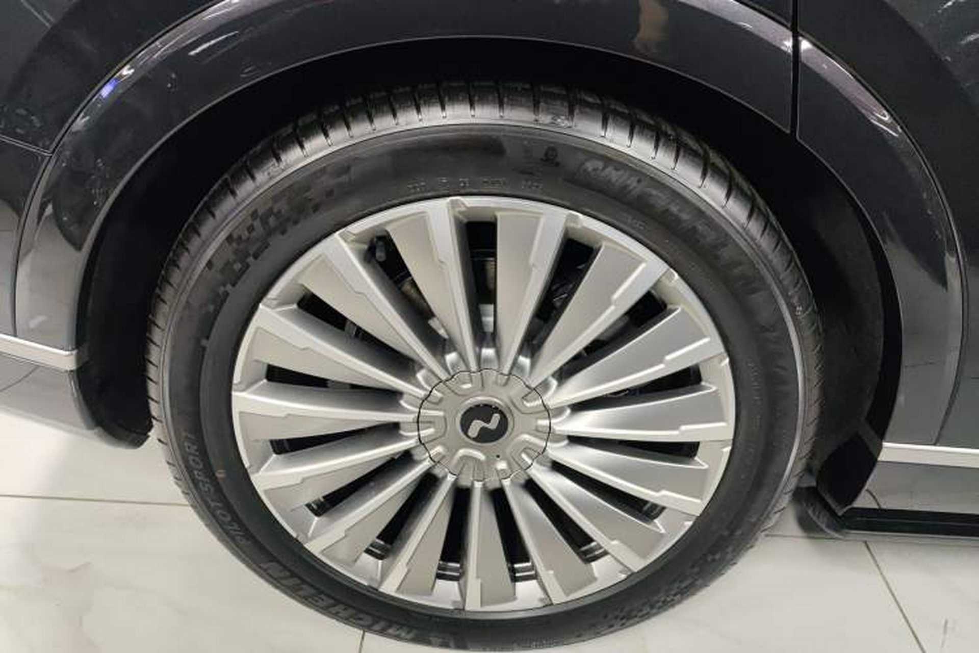 Used ONVO Luxeed L90 2025 Model—Max Seven-Seater Version Exterior 8