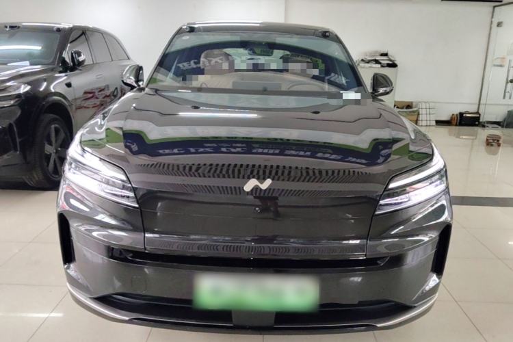 Used ONVO Luxeed L90 2025 Model—Max Seven-Seater Version Front